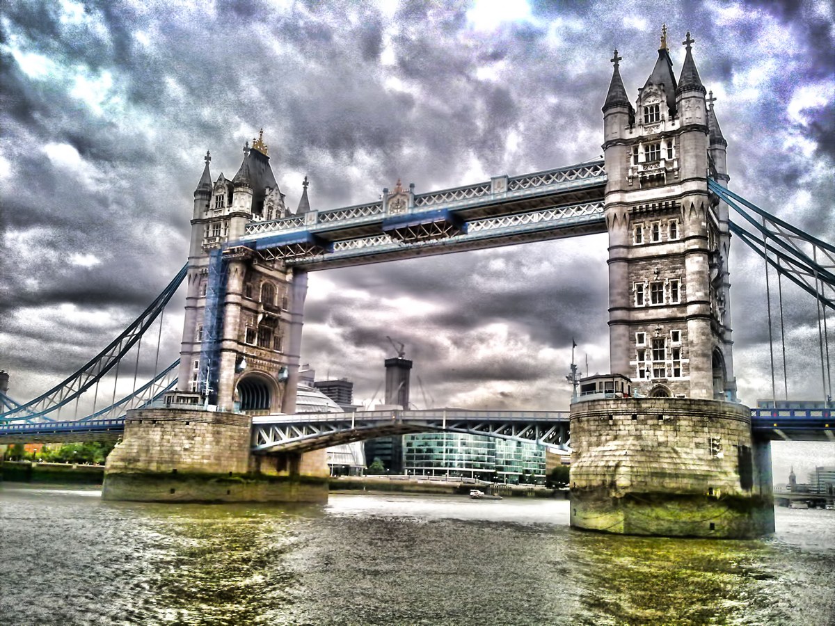 Tower Bridge em Londres, Reino Unido
